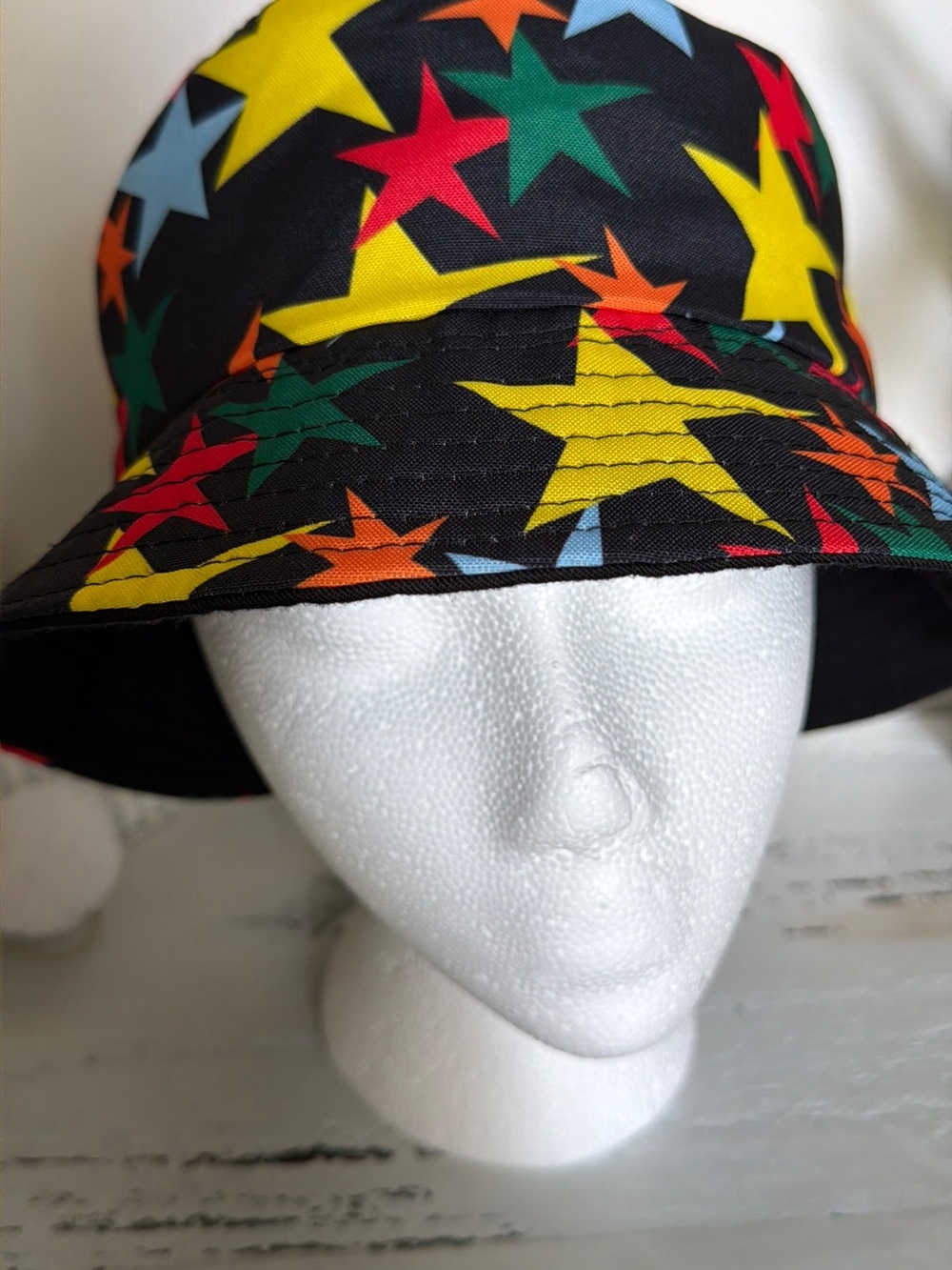 Multicolor Star Print Bucket Hat - Black Base